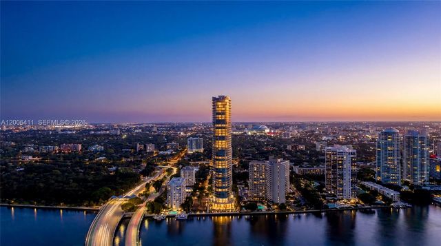 175 SE 25th Road 1202, Miami, FL 33129