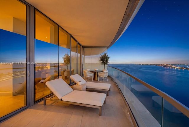 175 SE 25th Road 1202, Miami, FL 33129