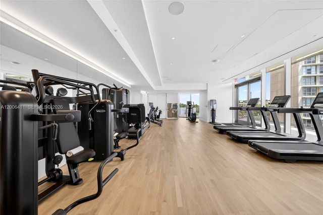 175 SE 25th Road 1202, Miami, FL 33129