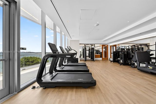 175 SE 25th Road 1202, Miami, FL 33129