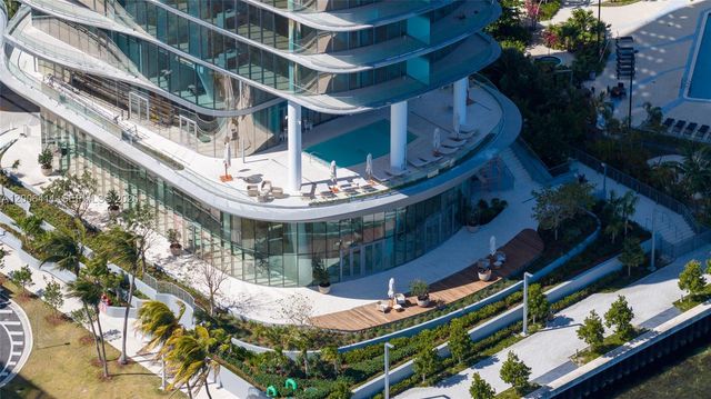 175 SE 25th Road 1202, Miami, FL 33129