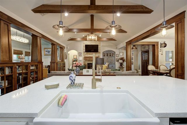 717 Falling Sky Drive, Edmond, OK 73034