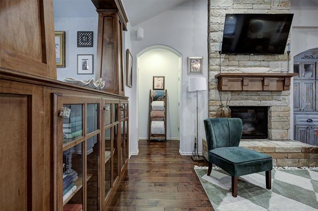 717 Falling Sky Drive, Edmond, OK 73034
