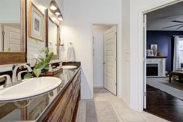 717 Falling Sky Drive, Edmond, OK 73034