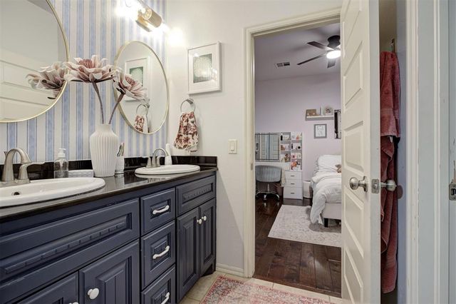 717 Falling Sky Drive, Edmond, OK 73034