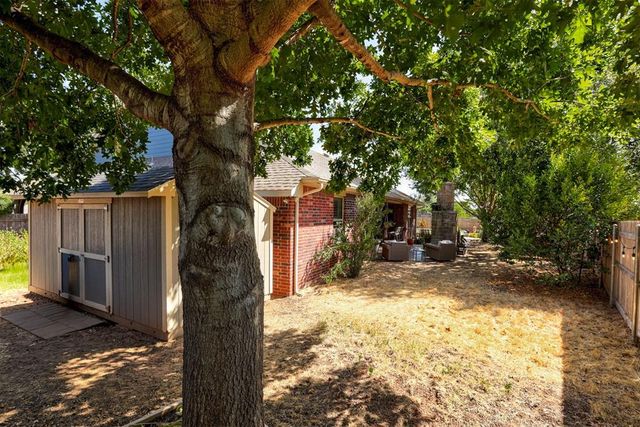 717 Falling Sky Drive, Edmond, OK 73034