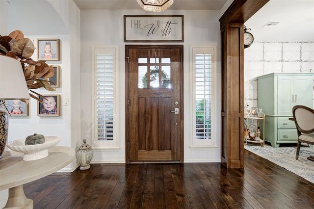 717 Falling Sky Drive, Edmond, OK 73034