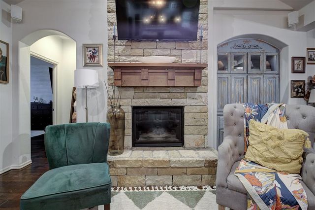 717 Falling Sky Drive, Edmond, OK 73034