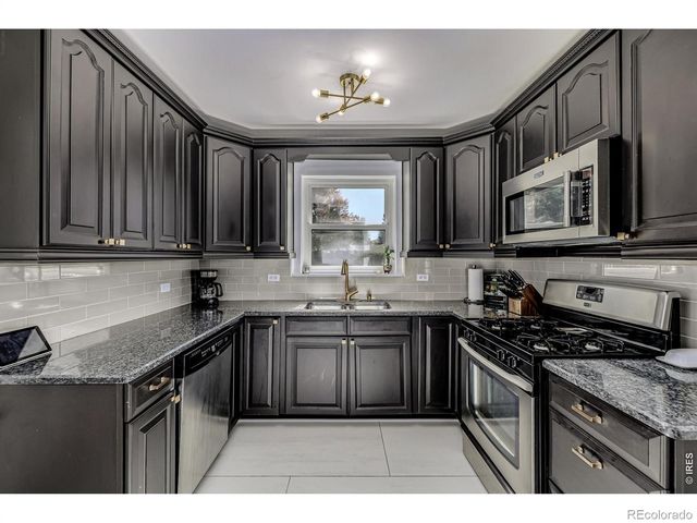 3015 E Mississippi Avenue, Denver, CO 80210