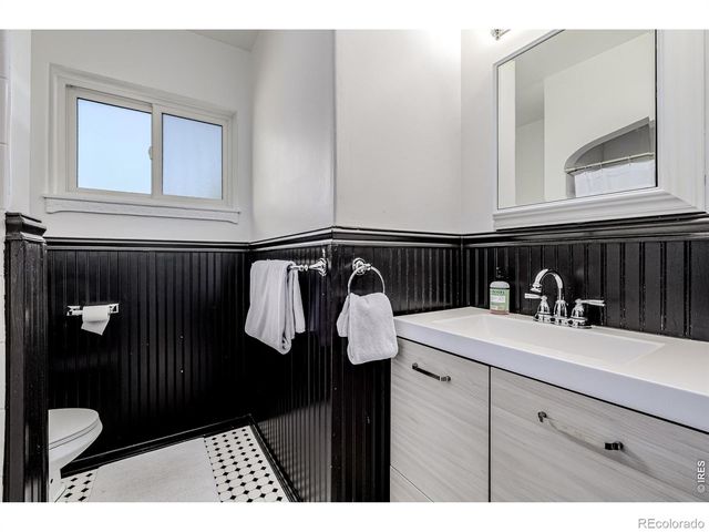3015 E Mississippi Avenue, Denver, CO 80210