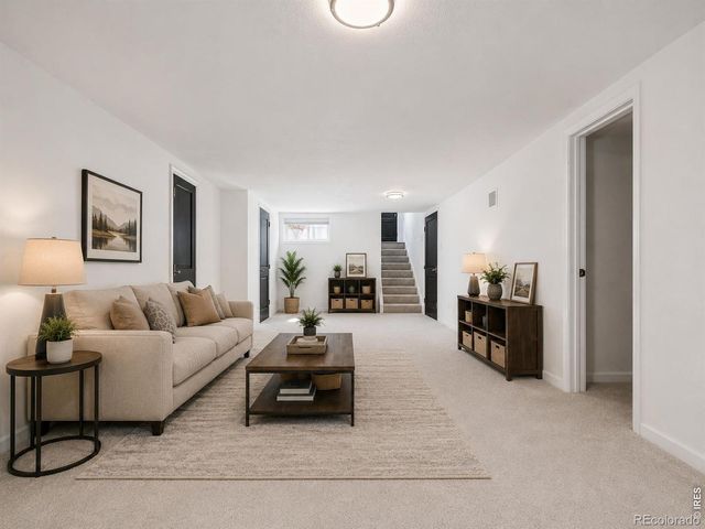 3015 E Mississippi Avenue, Denver, CO 80210