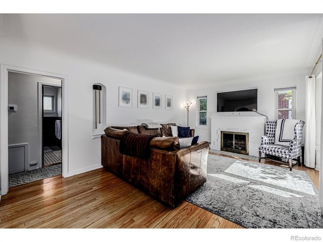 3015 E Mississippi Avenue, Denver, CO 80210