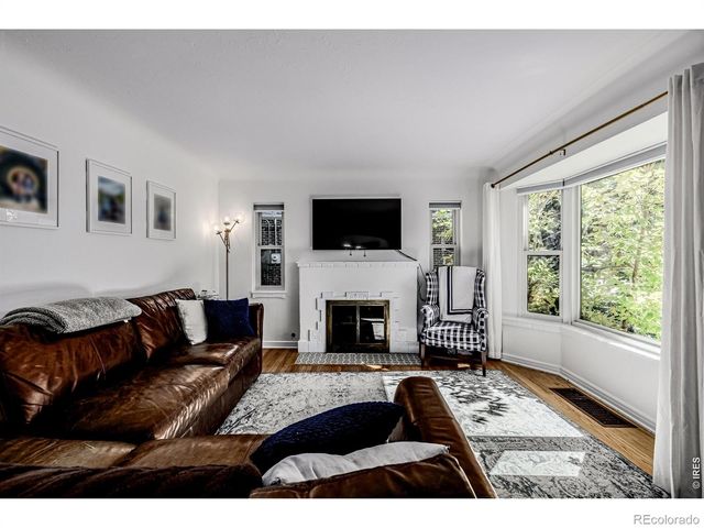 3015 E Mississippi Avenue, Denver, CO 80210