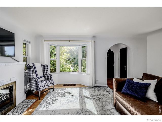 3015 E Mississippi Avenue, Denver, CO 80210