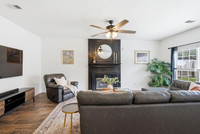 2841 Sandersville Road, Lexington, KY 40511