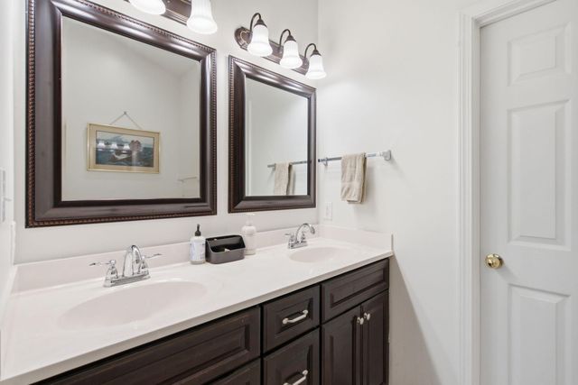 2841 Sandersville Road, Lexington, KY 40511