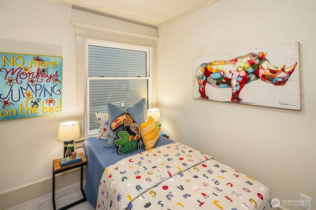 602 18th Avenue E, Seattle, WA 98112