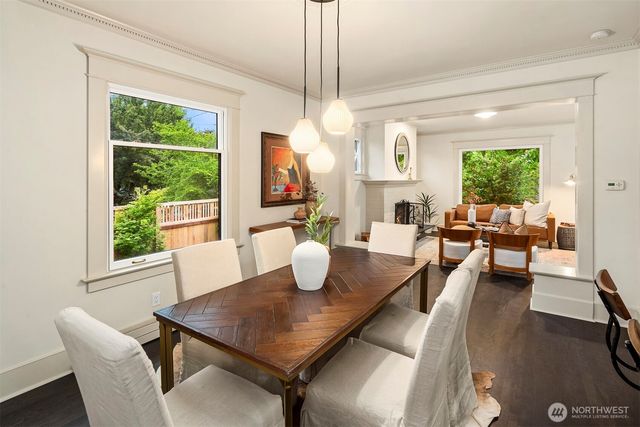 602 18th Avenue E, Seattle, WA 98112