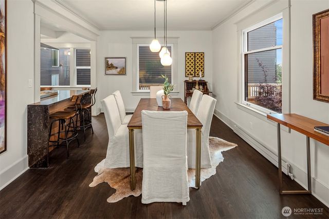 602 18th Avenue E, Seattle, WA 98112