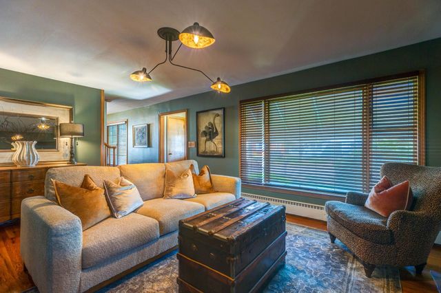 1420 S 11th St, Salina, KS 67401
