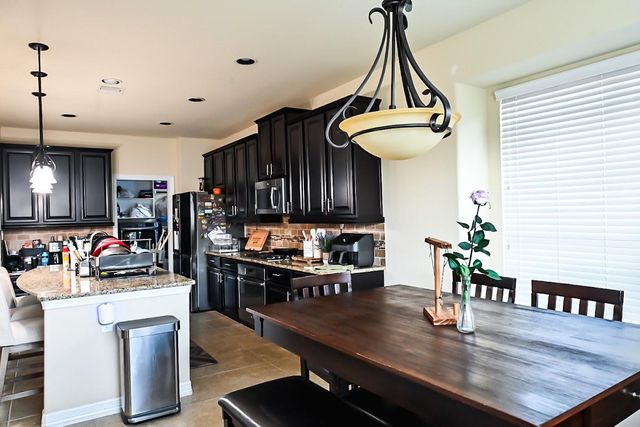 13514 Mooring Pointe Drive, Pearland, TX 77584