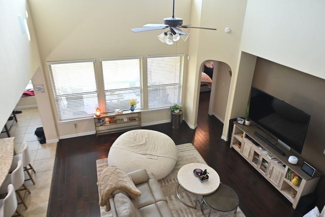 13514 Mooring Pointe Drive, Pearland, TX 77584