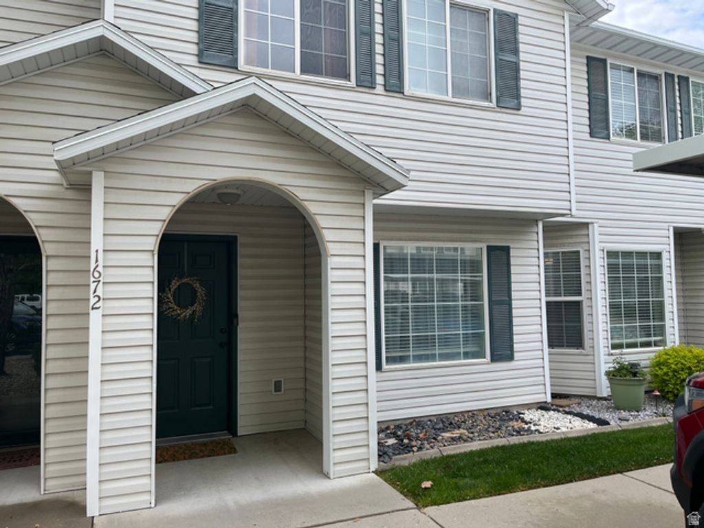 1672 S CANYONWOODS, Ogden, UT 84404