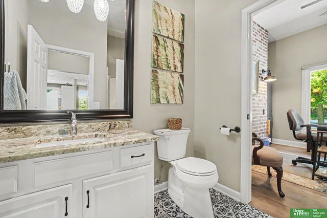11414 Iowa Circle, Omaha, NE 68142