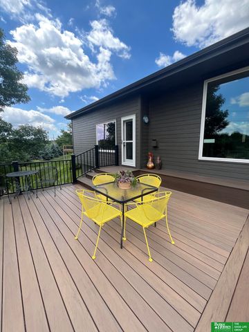 11414 Iowa Circle, Omaha, NE 68142