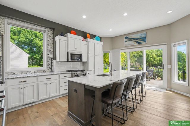 11414 Iowa Circle, Omaha, NE 68142