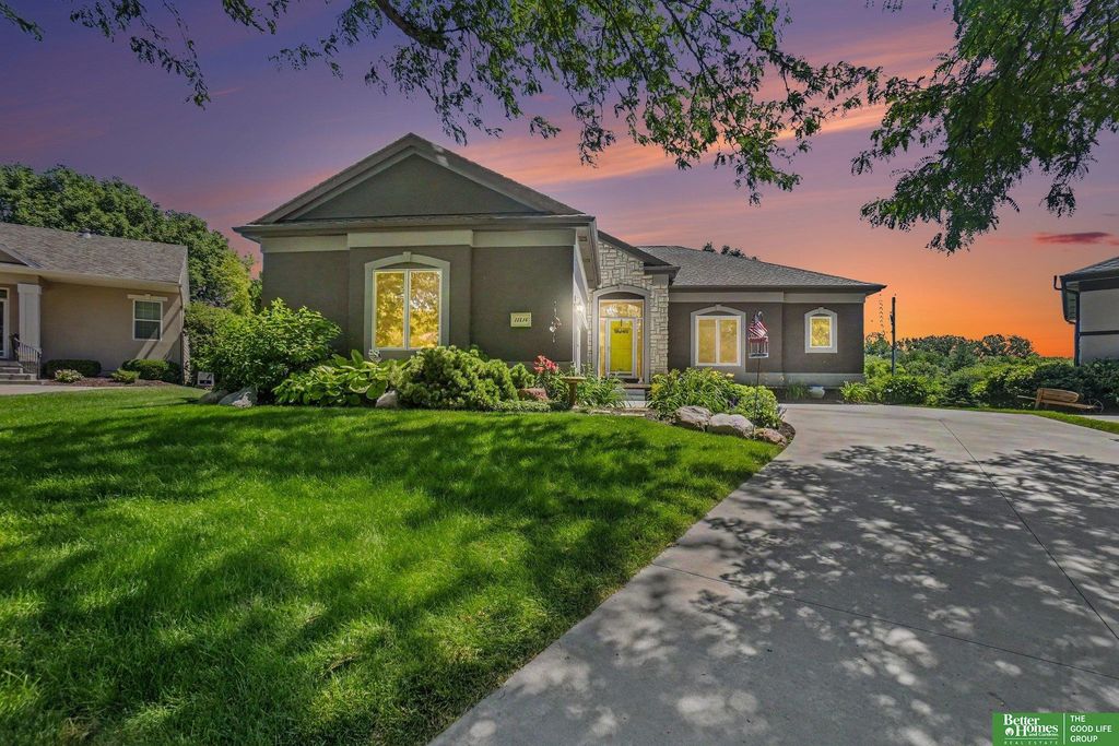 11414 Iowa Circle, Omaha, NE 68142