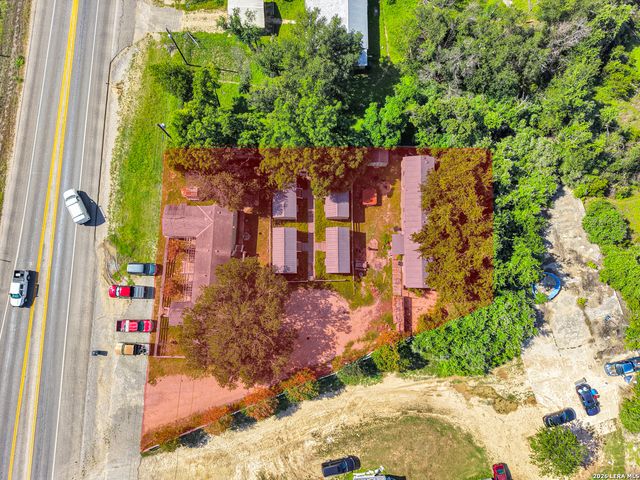 686 State Highway 173, Bandera, TX 78003