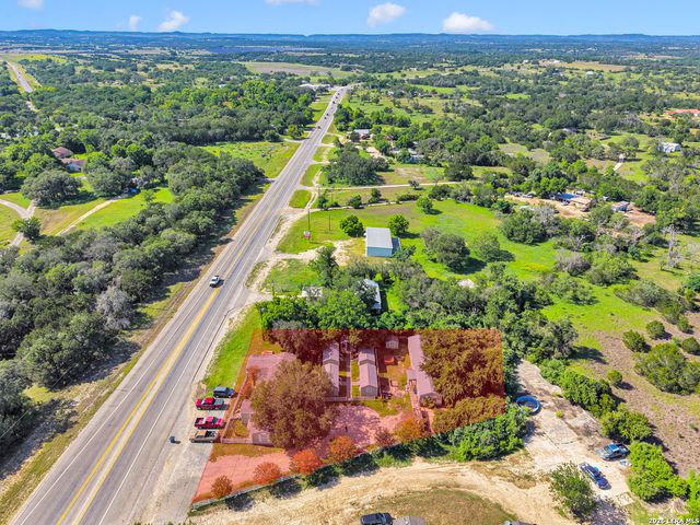 686 State Highway 173, Bandera, TX 78003