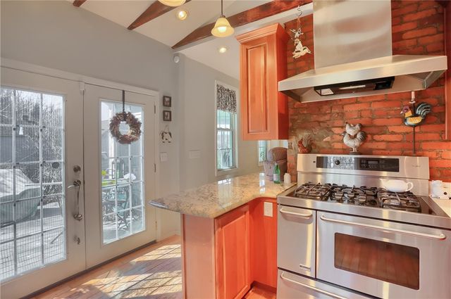 450 Kilbourne St, Hazelwood, PA 15207