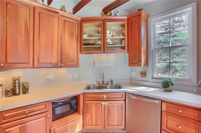 450 Kilbourne St, Hazelwood, PA 15207