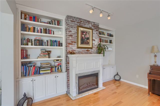 450 Kilbourne St, Hazelwood, PA 15207