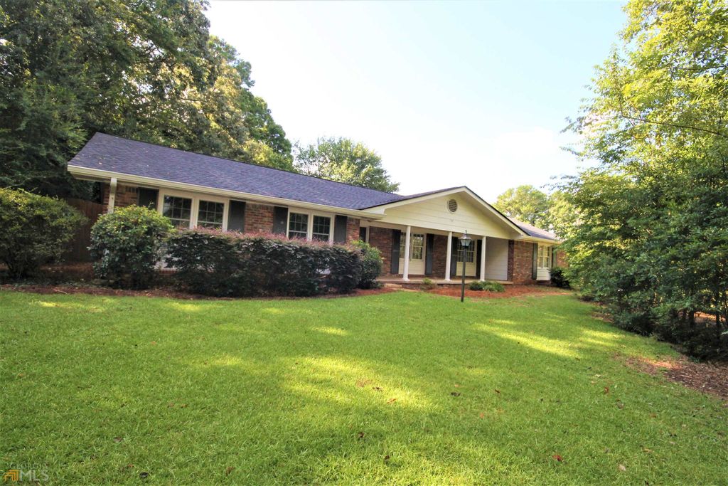 2953 Evans Woods Drive, Atlanta, GA 30340