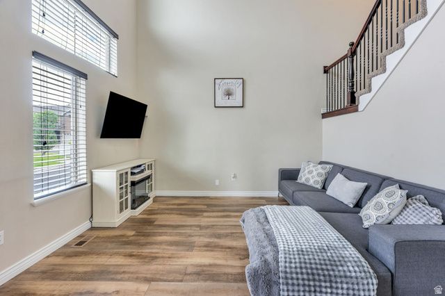 3953 W SAGE BLOSSOM WAY, South Jordan, UT 84009