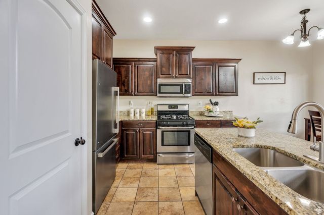 3953 W SAGE BLOSSOM WAY, South Jordan, UT 84009