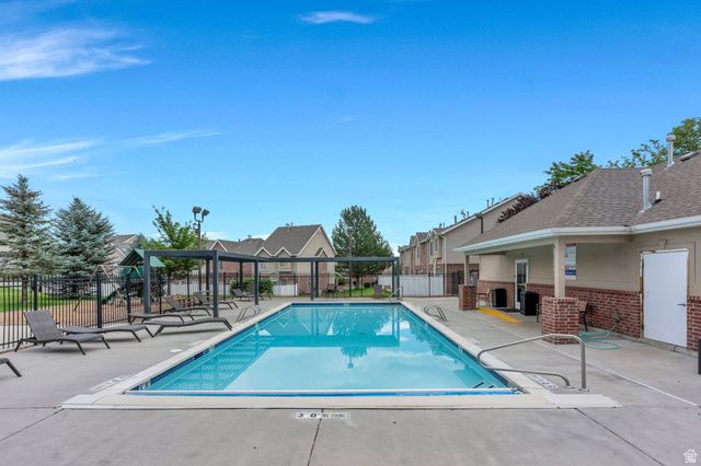 3953 W SAGE BLOSSOM WAY, South Jordan, UT 84009