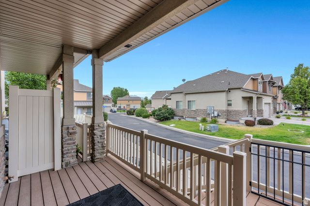 3953 W SAGE BLOSSOM WAY, South Jordan, UT 84009