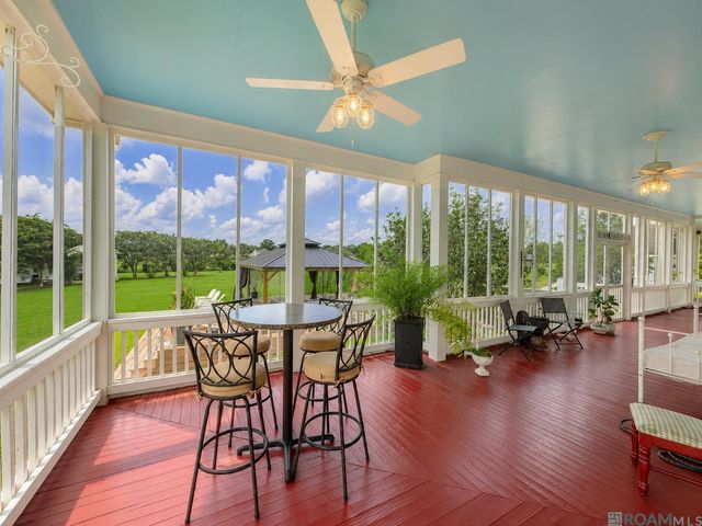 1223 Kings View Cir, Jackson, LA 70748