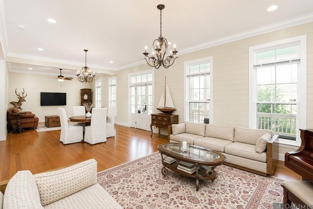 1223 Kings View Cir, Jackson, LA 70748
