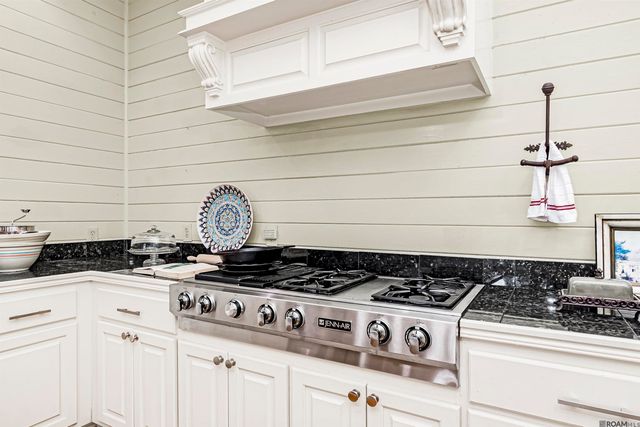 1223 Kings View Cir, Jackson, LA 70748