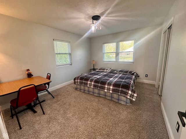 9530 N Park Avenue, Indianapolis, IN 46240