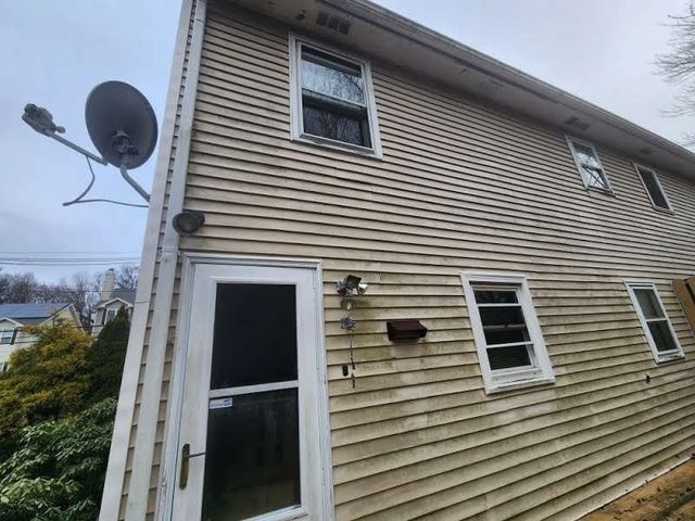 128 Wildwood Ave, Worcester, MA 01603