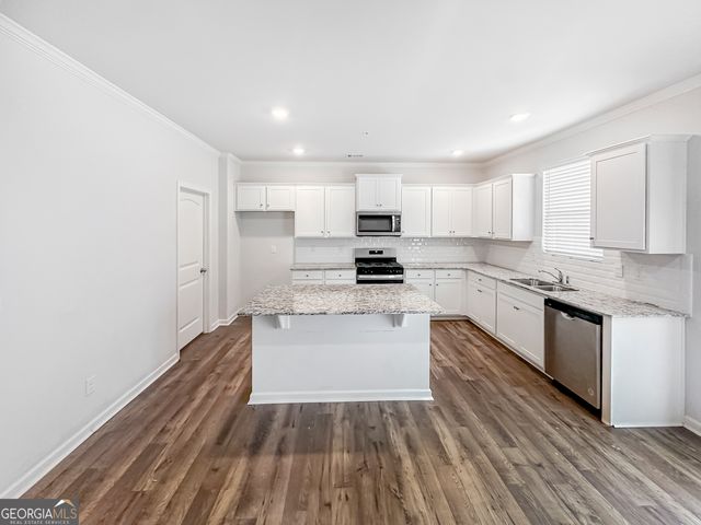 965 Athena Bend, Fairburn, GA 30213