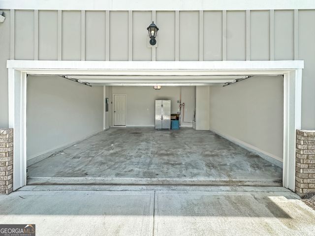 965 Athena Bend, Fairburn, GA 30213