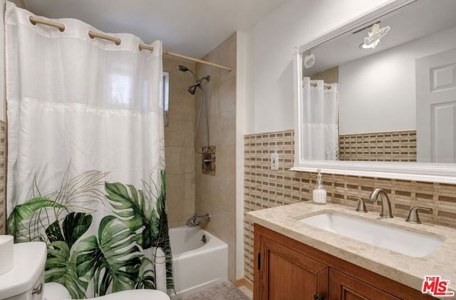 276 Thorne Street, Los Angeles, CA 90042