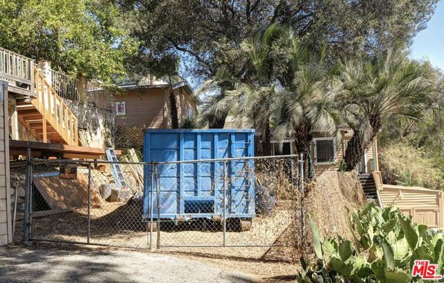 276 Thorne Street, Los Angeles, CA 90042